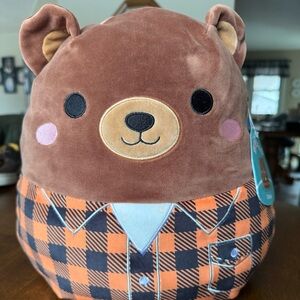 Omar Bear Squishmallow. NWT
